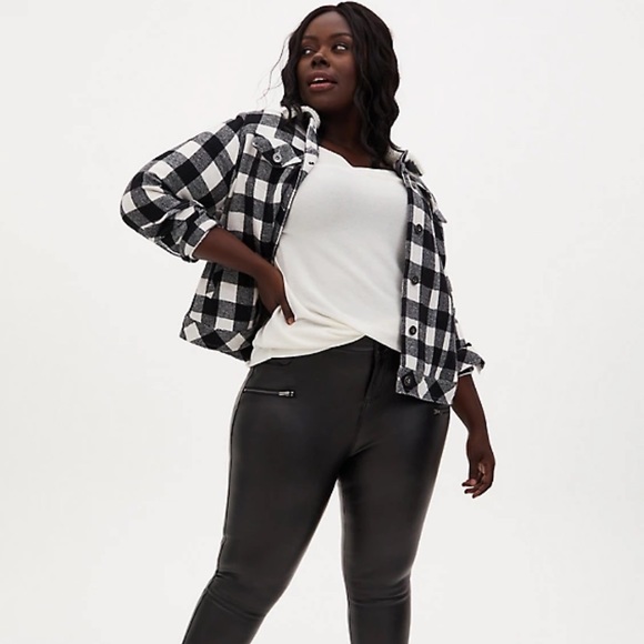 Torrid White Soft Plush Off-Shoulder Tunic Top - Picture 3 of 5